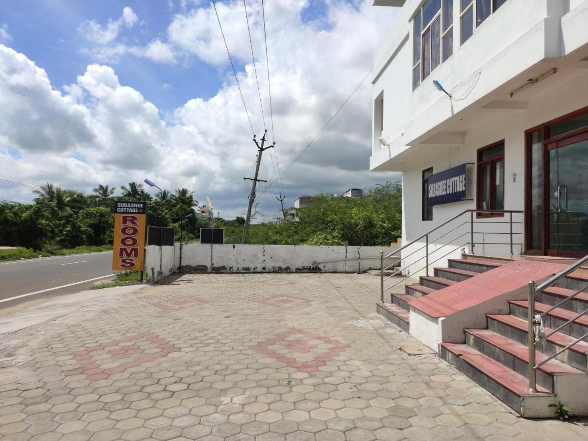 Subasree Cottage Tirunallar Zewnętrze zdjęcie