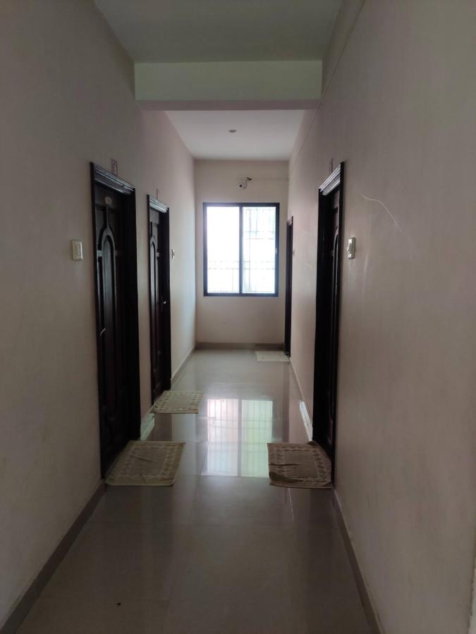 Subasree Cottage Tirunallar Zewnętrze zdjęcie