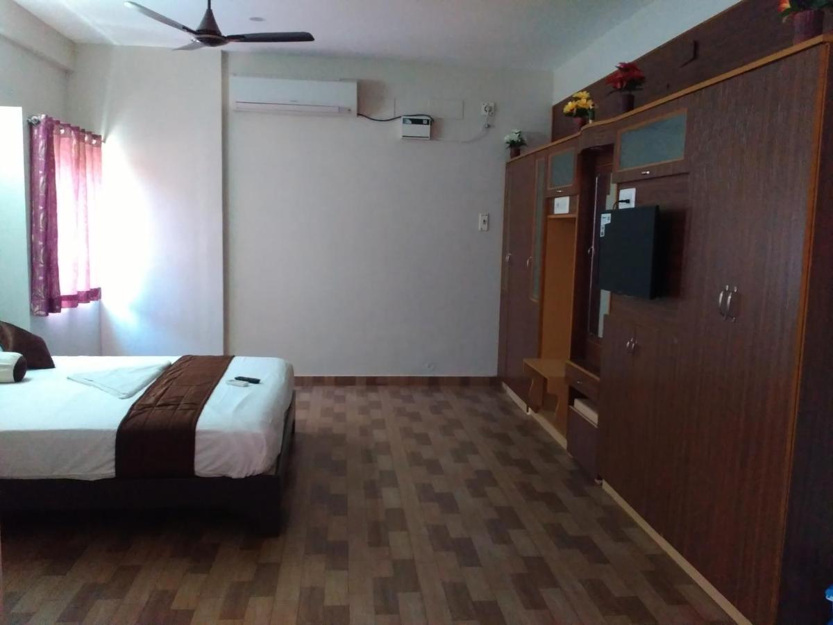 Subasree Cottage Tirunallar Zewnętrze zdjęcie